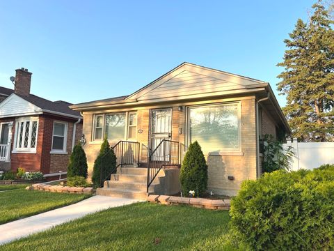 Tiny photo for 1023 Rice Avenue, Bellwood, IL 60104 (MLS # 12387746)