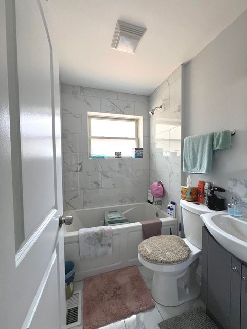 Tiny photo for 1023 Rice Avenue, Bellwood, IL 60104 (MLS # 12387746)