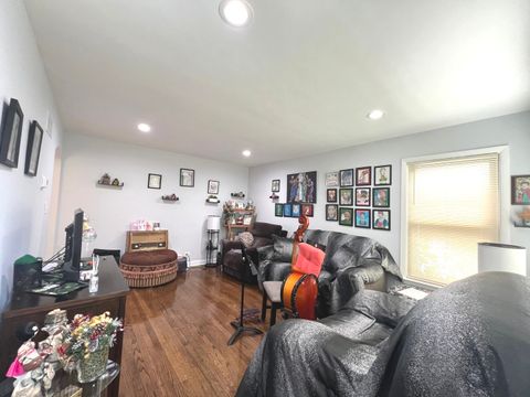 Tiny photo for 1023 Rice Avenue, Bellwood, IL 60104 (MLS # 12387746)