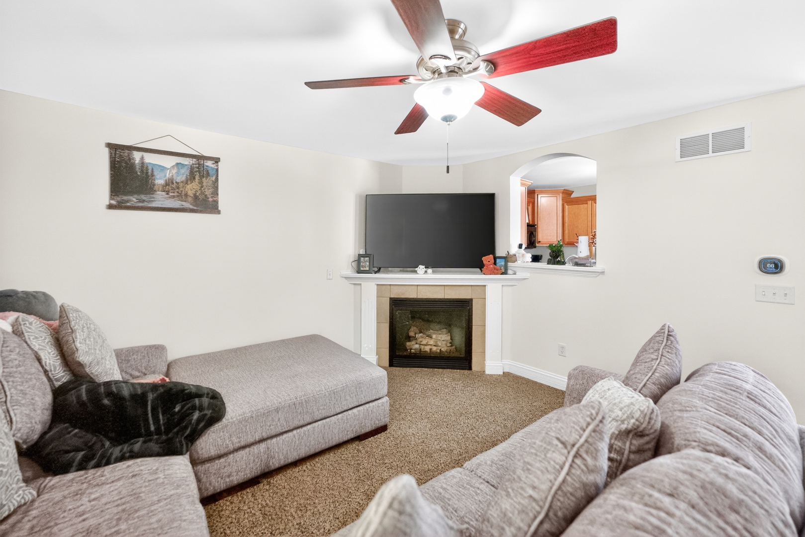 215 W Cortland Center Road -