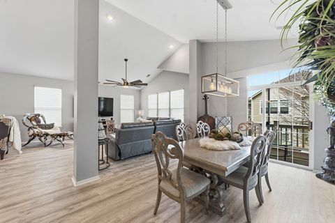 Tiny photo for 1890 Havenshire Road #1890, Aurora, IL 60502 (MLS # 12615630)