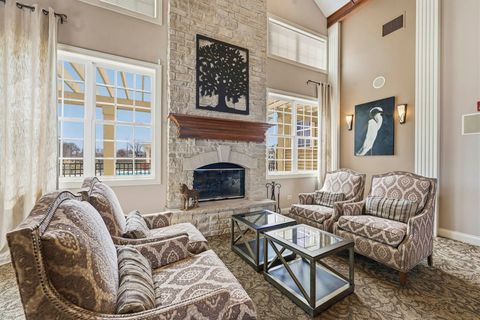 Tiny photo for 1890 Havenshire Road #1890, Aurora, IL 60502 (MLS # 12615630)