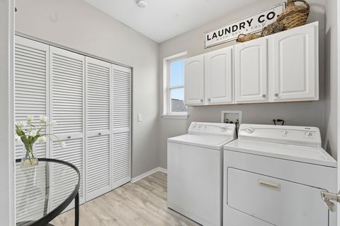 Tiny photo for 1890 Havenshire Road #1890, Aurora, IL 60502 (MLS # 12615630)