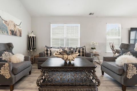 Tiny photo for 1890 Havenshire Road #1890, Aurora, IL 60502 (MLS # 12615630)