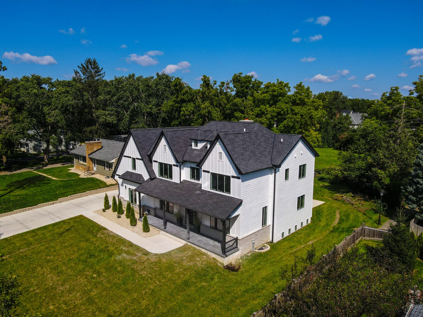 234 E 58th Place