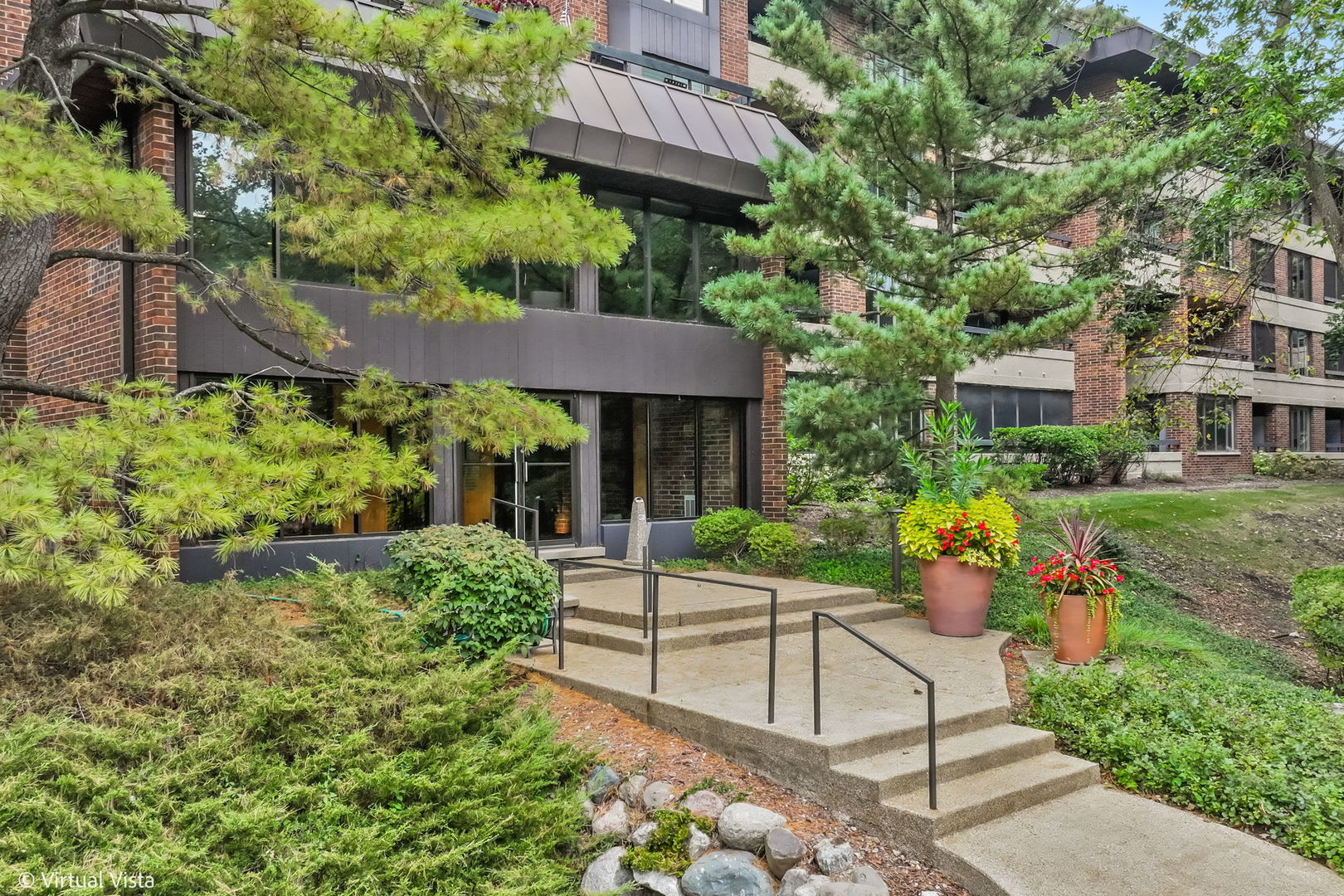 1409 Burr Oak Road 414A
