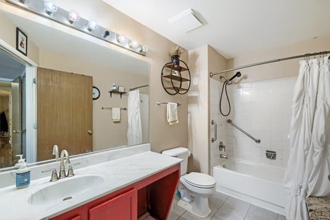 Tiny photo for 75 LARCH Court #Z1, Schaumburg, IL 60193 (MLS # 12759797)