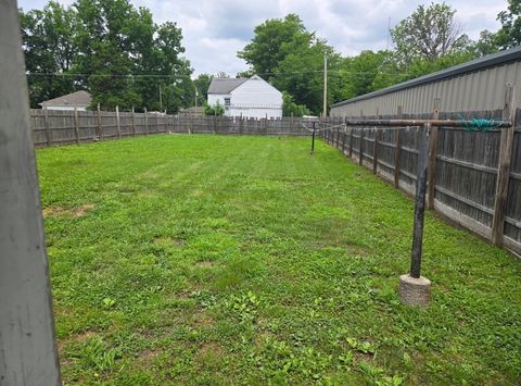 Tiny photo for 128 W Homer Avenue, Harrisburg, IL 62946 (MLS # 12694400)