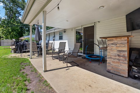 Tiny photo for 1307 Dogwood Lane, Bloomington, IL 61704 (MLS # 12693923)