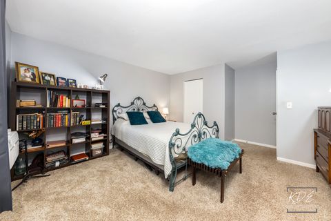 Tiny photo for 1041 W Ogden Avenue #2-121, Naperville, IL 60563 (MLS # 12469496)