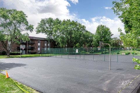 Tiny photo for 1041 W Ogden Avenue #2-121, Naperville, IL 60563 (MLS # 12469496)