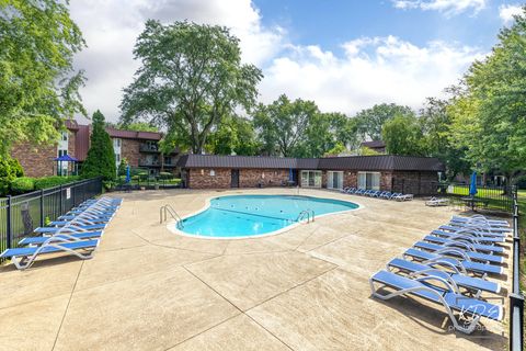 Tiny photo for 1041 W Ogden Avenue #2-121, Naperville, IL 60563 (MLS # 12469496)