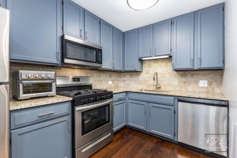 Tiny photo for 1041 W Ogden Avenue #2-121, Naperville, IL 60563 (MLS # 12469496)