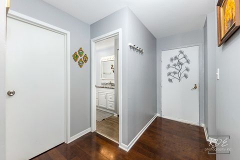 Tiny photo for 1041 W Ogden Avenue #2-121, Naperville, IL 60563 (MLS # 12469496)