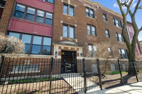 Tiny photo for 3707 N Wilton Avenue #2, Chicago, IL 60613 (MLS # 12593070)