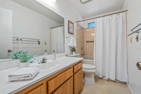 Tiny photo for 12450 Algonquin Road, Apply Valley, CA 92308 (MLS # 12771276)