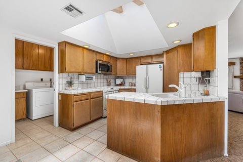 Tiny photo for 12450 Algonquin Road, Apply Valley, CA 92308 (MLS # 12771276)