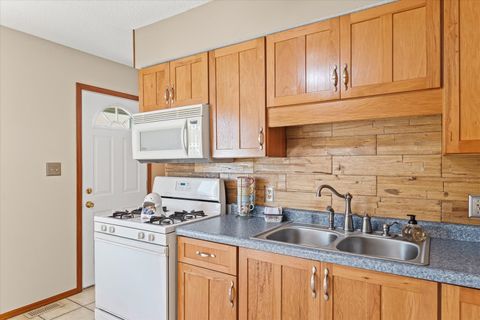 Tiny photo for 1412 Greenridge Drive, Urbana, IL 61802 (MLS # 12424570)