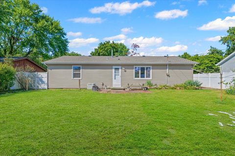 Tiny photo for 1412 Greenridge Drive, Urbana, IL 61802 (MLS # 12424570)