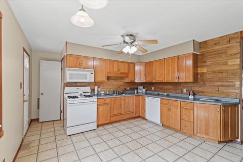 Tiny photo for 1412 Greenridge Drive, Urbana, IL 61802 (MLS # 12424570)