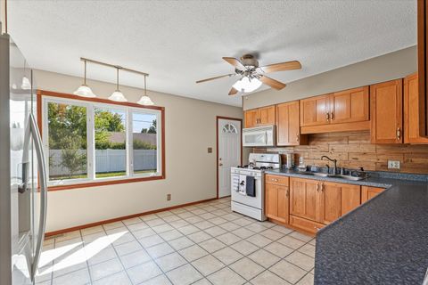 Tiny photo for 1412 Greenridge Drive, Urbana, IL 61802 (MLS # 12424570)
