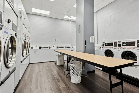 Tiny photo for 40 N Tower Road #8F, Oak Brook, IL 60523 (MLS # 12585112)