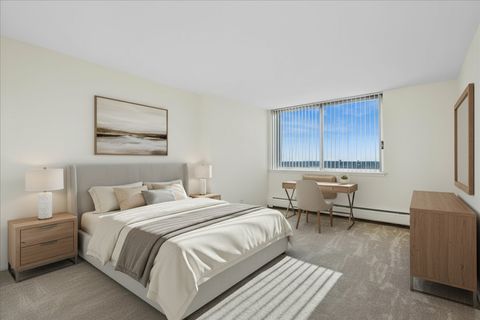 Tiny photo for 40 N Tower Road #8F, Oak Brook, IL 60523 (MLS # 12585112)