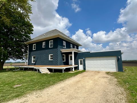 Tiny photo for 2034 Gittleson Road, Rochelle, IL 61068 (MLS # 12374774)