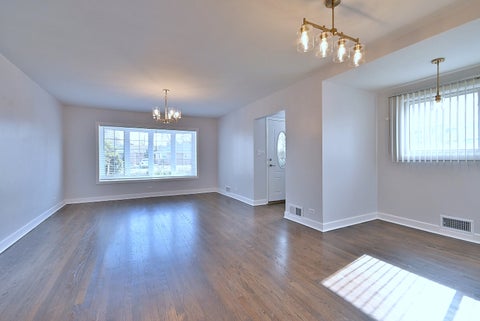 Tiny photo for 7142 N Keating Avenue, Lincolnwood, IL 60712 (MLS # 12746903)