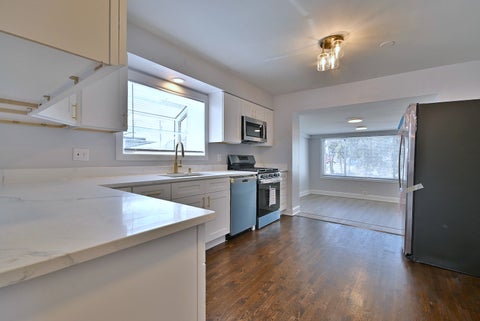 Tiny photo for 7142 N Keating Avenue, Lincolnwood, IL 60712 (MLS # 12746903)