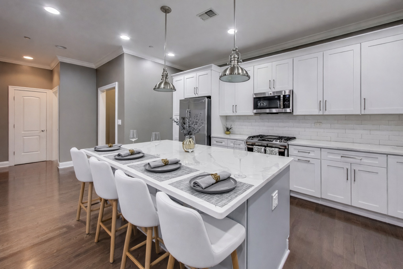 2811 N Bell Avenue 107