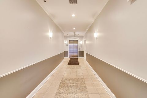 Tiny photo for 2811 N Bell Avenue #107, Chicago, IL 60618 (MLS # 12533376)