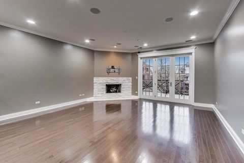 Tiny photo for 2811 N Bell Avenue #107, Chicago, IL 60618 (MLS # 12533376)