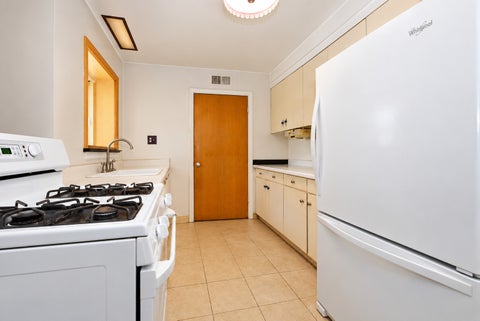 Tiny photo for 2631 Central Drive, Flossmoor, IL 60422 (MLS # 12713822)
