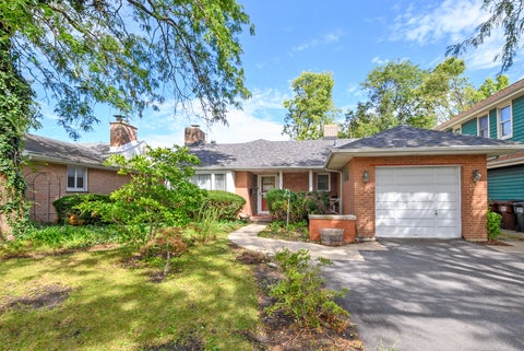 Tiny photo for 2631 Central Drive, Flossmoor, IL 60422 (MLS # 12713822)