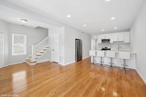Tiny photo for 1047 N KEDVALE Avenue, Chicago, IL 60651 (MLS # 12438760)