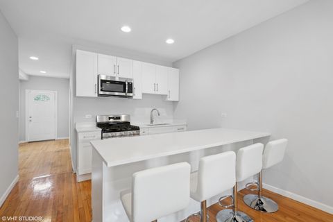 Tiny photo for 1047 N KEDVALE Avenue, Chicago, IL 60651 (MLS # 12438760)