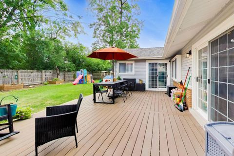 Tiny photo for 502 Shadywood Lane, Elk Grove Village, IL 60007 (MLS # 12713253)