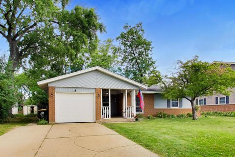 Tiny photo for 502 Shadywood Lane, Elk Grove Village, IL 60007 (MLS # 12713253)