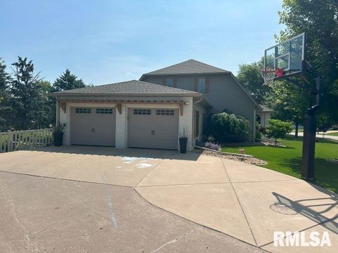 Tiny photo for 1144 BROOKVIEW Drive, De Witt, IA 52742 (MLS # QC4264339)