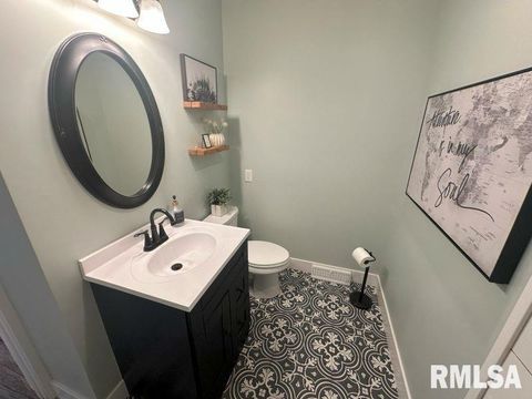 Tiny photo for 1144 BROOKVIEW Drive, De Witt, IA 52742 (MLS # QC4264339)