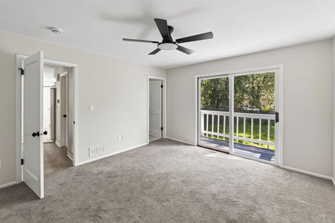 Tiny photo for 10467 W Chaplin Avenue, Beach Park, IL 60099 (MLS # 12740603)