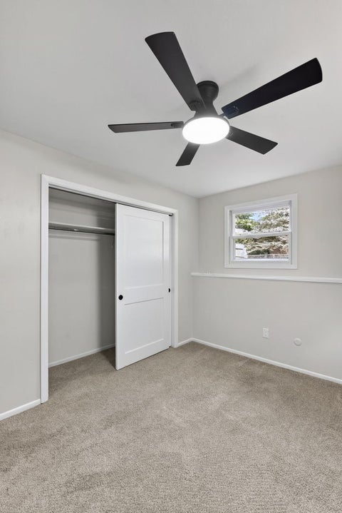 Tiny photo for 10467 W Chaplin Avenue, Beach Park, IL 60099 (MLS # 12740603)