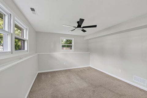 Tiny photo for 10467 W Chaplin Avenue, Beach Park, IL 60099 (MLS # 12740603)