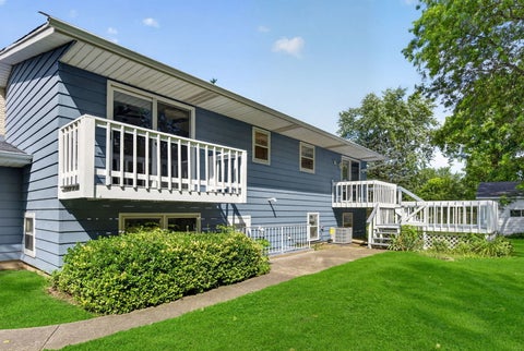 Tiny photo for 10467 W Chaplin Avenue, Beach Park, IL 60099 (MLS # 12740603)