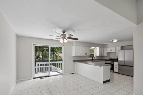 Tiny photo for 10467 W Chaplin Avenue, Beach Park, IL 60099 (MLS # 12740603)