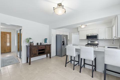 Tiny photo for 7209 Grant Street, Darien, IL 60561 (MLS # 12438273)