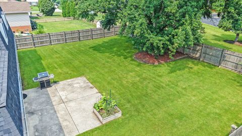 Tiny photo for 7209 Grant Street, Darien, IL 60561 (MLS # 12438273)