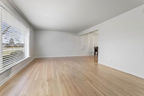 Tiny photo for 7209 Grant Street, Darien, IL 60561 (MLS # 12438273)