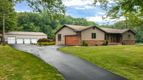 Photo of 14480 N 1025th Street, Effingham, IL 62401 (MLS # 12715336)